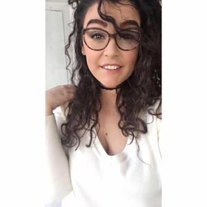 Meet your Posher, Emma